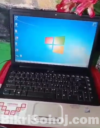 Compack laptop sell